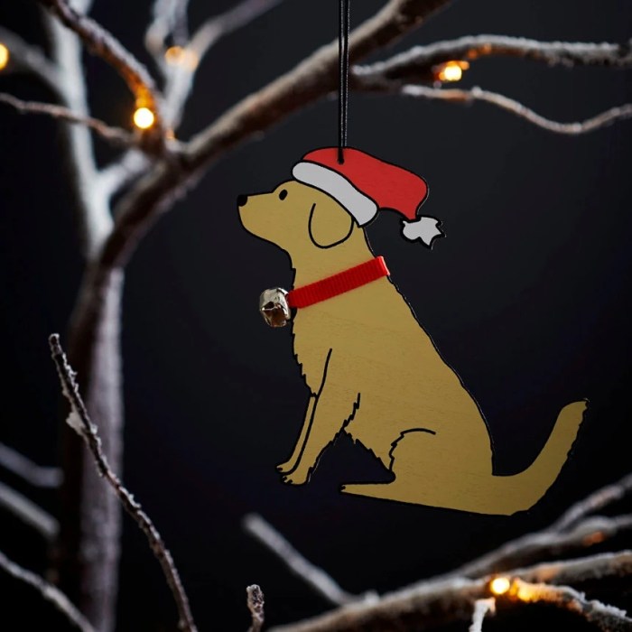 Golden retriever outdoor christmas decoration